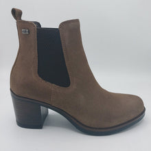 Carica l'immagine nel visualizzatore di Gallery, Valleverde 47630 tortora stivaletto donna in camoscio con tacco 7 cm ed elastici laterali