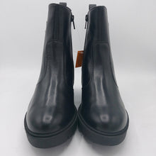 Carica l'immagine nel visualizzatore di Gallery, Valleverde 36761 nero stivaletto donna con tacco largo e suola in gomma e logo laterale