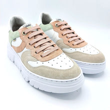 Carica l'immagine nel visualizzatore di Gallery, Callaghan 51809 pesca sneakers donna stringata con tomaia in pelle con riporti in camoscio