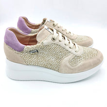 Carica l'immagine nel visualizzatore di Gallery, Callaghan 30031 beige
