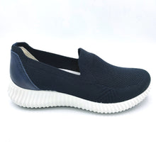 Carica l'immagine nel visualizzatore di Gallery, Igi&co 5652233 blu slip on donna in tessuto con soletta estraibile in memory foam