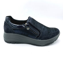 Carica l'immagine nel visualizzatore di Gallery, Enval 6776211 blu sneakers donna in pelle scamosciata, dotata di zip con forma ampia
