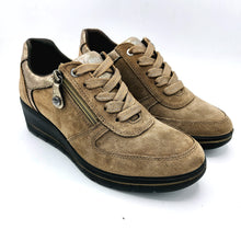 Carica l'immagine nel visualizzatore di Gallery, Enval 6764733 fango sneakers donna in pelle scamosciata con zeppa di 5 cm e soletta estraibile in memory foam