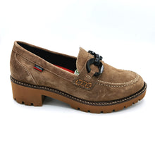 Carica l'immagine nel visualizzatore di Gallery, Callaghan 13450 visone mocassino donna in pelle scamosciata con morsetto e suola in gomma con sistema adaptaction