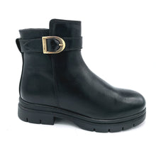 Carica l'immagine nel visualizzatore di Gallery, Donna serena 2H5388DP nero tronchetto in pelle con zip laterale e fibbia decorativa