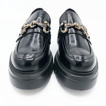Carica l'immagine nel visualizzatore di Gallery, Callaghan 51911 nero mocassino donna in naplak con accessorio