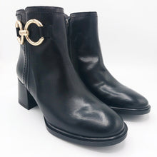 Carica l'immagine nel visualizzatore di Gallery, Callaghan 32804 nero stivaletto donna in pelle con tacco foderato di 5 cm e chiusura con zip