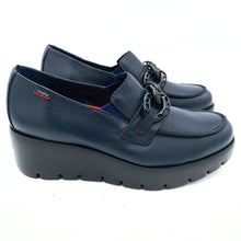 Carica l'immagine nel visualizzatore di Gallery, Callaghan 32110 blu mocassino in pelle con accessorio con zeppa in gomma con sistema adaptaction