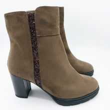 Carica l'immagine nel visualizzatore di Gallery, Comart 524778 visone stivaletto donna in alcantara con dettagli in glitter e con tacco 7 cm e plateau di 1,5 cm