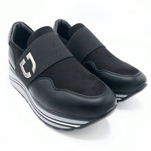 Carica l'immagine nel visualizzatore di Gallery, Donna serena 7Q4957DS nero slip on donna con tomaia in microfibra