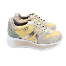 Carica l'immagine nel visualizzatore di Gallery, Callaghan 61600 giallo beige