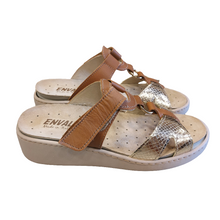 Carica l'immagine nel visualizzatore di Gallery, Enval 7774811 cuoio