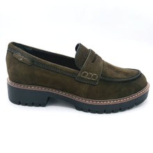 Carica l'immagine nel visualizzatore di Gallery, Tamaris 1-24752-47 olive mocassino basso donna in pelle scamosciata con suola in gomma