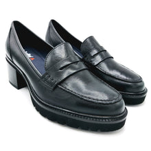 Carica l'immagine nel visualizzatore di Gallery, Callaghan 37205 nero mocassino modello college con tacco di 6 cm e suola in gomma con sistema adaptaction