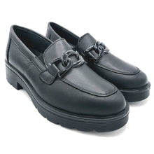 Carica l'immagine nel visualizzatore di Gallery, Igieco 2147500 nero mocassino basso donna in pelle nero con soletta estraibile in memory foam