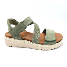 Carica l'immagine nel visualizzatore di Gallery, Tamaris 1-28241-24 verde sandalo in camoscio con chiusura con doppio velcro e plantare estraibile