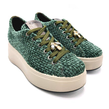 Carica l'immagine nel visualizzatore di Gallery, Igi&co 8671411 verde sneakers donna stringata in velluto effetto intrecciato, con decorazione removibile e soletta estraibile
