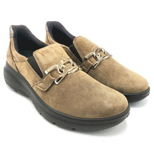 Carica l'immagine nel visualizzatore di Gallery, Enval 2287644 fango mocassino in pelle scamosciata con sistema Easy fit, con soletta estraibile in memory foam