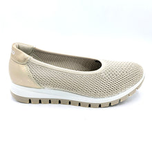 Carica l'immagine nel visualizzatore di Gallery, Igieco 7658522 crema ballerina bassa in tessuto elasticizzato con soletta estraibile in memory foam