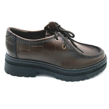 Carica l'immagine nel visualizzatore di Gallery, Tamaris 1-23627-47 cocco marrone scarpe donna modello ingegnere in pelle stampata con fondo in gomma carrarmato