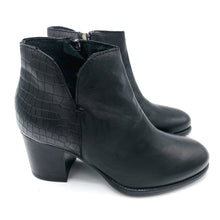 Carica l'immagine nel visualizzatore di Gallery, Igi&co 8699000 nero