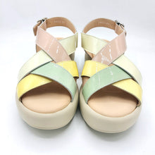 Carica l'immagine nel visualizzatore di Gallery, Callaghan 34001 crema oliva