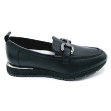 Carica l'immagine nel visualizzatore di Gallery, Tamaris 1-24711-42 nero mocassino in pelle con morstetto dotato di soletta estraibile