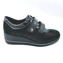 Carica l'immagine nel visualizzatore di Gallery, Enval 8663800 nero mocassino donna in pelle con morsetto decorativo e soletta estraibile in memory foam