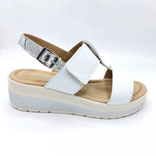 Carica l'immagine nel visualizzatore di Gallery, Valleverde VMI102M bianco con riporti argento sandalo con doppia fascia di cui una con velcro e sottopiede imbottito