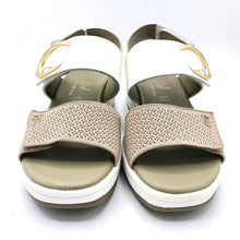 Carica l'immagine nel visualizzatore di Gallery, Donna serena 9M6092DM bianco beige