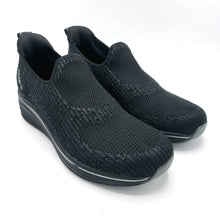 Carica l'immagine nel visualizzatore di Gallery, Tamaris 1-23787-45 nero mocassino in tessuto con dettagli di strass in tinta e soletta estraibile in ortholite