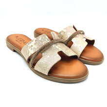 Carica l'immagine nel visualizzatore di Gallery, Jeiday NP189 taupe ciabatta piatta con fascia di strass e sottopiede in pelle imbottito