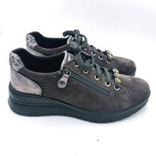 Carica l'immagine nel visualizzatore di Gallery, Enval 8777911 grigio