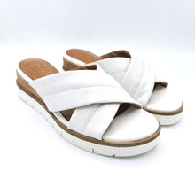 Carica l'immagine nel visualizzatore di Gallery, Tamaris 127233-44 bianco ciabatta incrociata in pelle con sottopiede imbottito