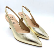 Carica l'immagine nel visualizzatore di Gallery, Inart P809 platino slingback in similpelle con tacco 7 cm di produzione italiana