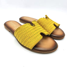 Carica l'immagine nel visualizzatore di Gallery, Dorea Hr428 giallo ciabatta bassa in pelle intrecciata con sottopiede imbottito in pelle