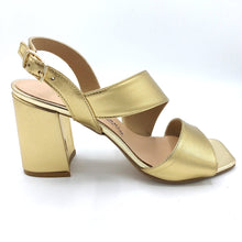 Carica l&#39;immagine nel visualizzatore di Gallery, Fascino donna 49614 oro sandalo donna con tacco largo interamente in pelle con suola in vero cuoio
