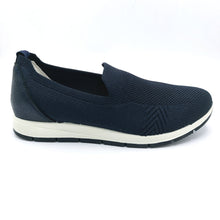 Carica l&#39;immagine nel visualizzatore di Gallery, Enval 5770711 blu slip on in tessuto elasticizzato con soletta estraibile in memory foam
