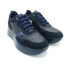 Carica l&#39;immagine nel visualizzatore di Gallery, Callaghan 60301 blu sneaker donna in pelle e camoscio con lacci, e suola con sistema adaptaction &quot;che si adatta al piede&quot;
