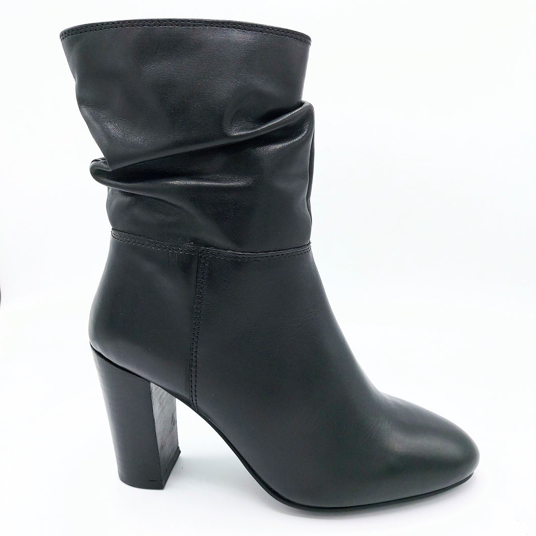 CafèNoir XV1019 nero stivaletto in pelle con gambale arricciato e tacco 9 cm con zip