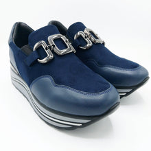 Carica l&#39;immagine nel visualizzatore di Gallery, Donna serena 7Q4958DS blu sneakers donna con accessorio
