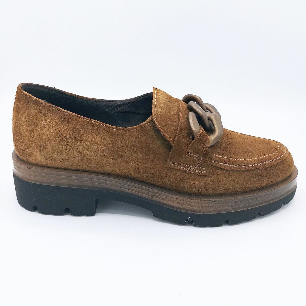 Igi&co 4679333 cognac mocassino in pelle scamosciata con accessorio catena