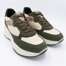 Carica l&#39;immagine nel visualizzatore di Gallery, Igi&amp;co 4675833 verdone sneakers donna stringata beige con riporti in pelle scamosciata color verdone
