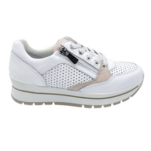 Carica l&#39;immagine nel visualizzatore di Gallery, Igi&amp;o 7660733 bianco sneakers donna con lacci e cerniera. Dotata di soletta estraibile in memory foam
