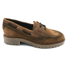 Carica l'immagine nel visualizzatore di Gallery, Tamaris 1-23701-47 marrone scarpa donna in pelle scamosciata modello barca con suola spessa
