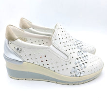 Carica l'immagine nel visualizzatore di Gallery, Valleverde VVCA101F avorio
