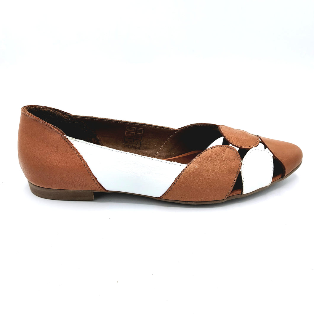 Bueno WS0716 cuoio bianco ballerina in pelle con punta sfilata 