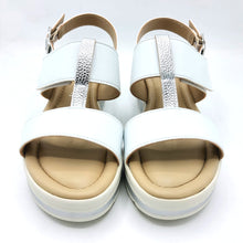 Carica l'immagine nel visualizzatore di Gallery, Valleverde VMI102M bianco
