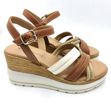 Carica l'immagine nel visualizzatore di Gallery, Easynrose 1026-003 camel
