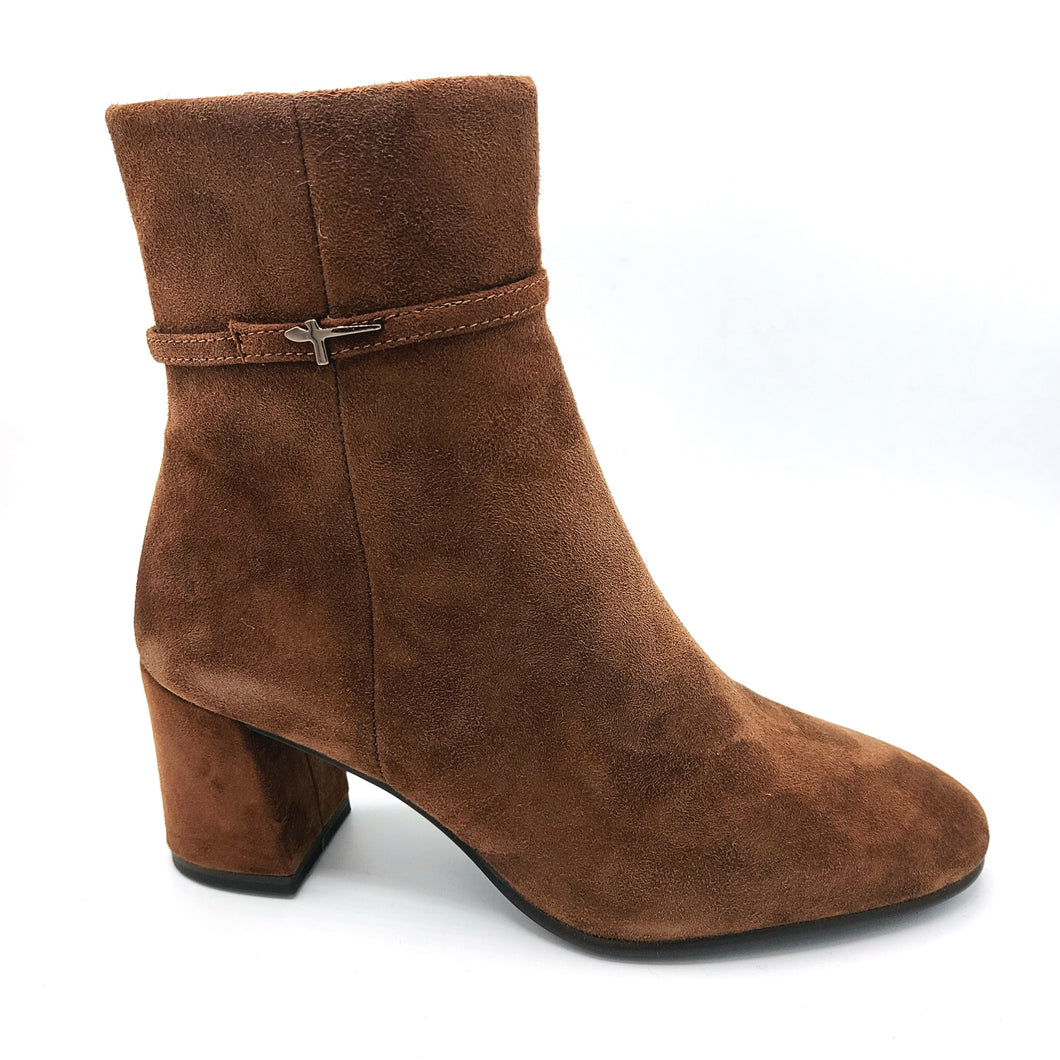 Tamaris 1-25336-43 stivaletto in camoscio con piccola fascettina in tinta con logo e tacco di 7 cm